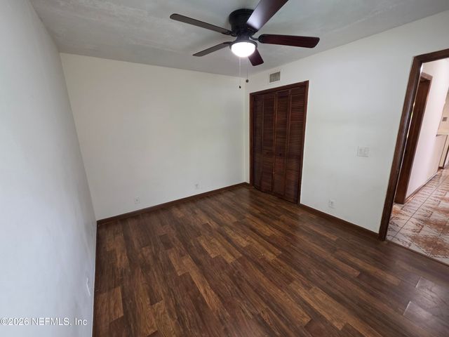 745 CENTURY 21 Drive, Jacksonville, FL 32216