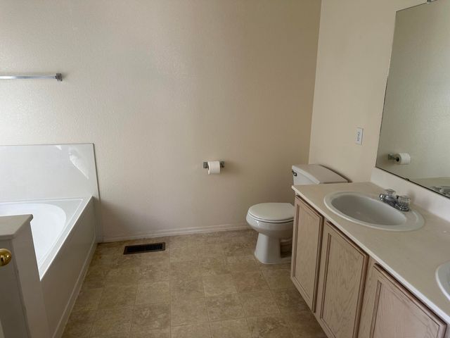 617 Teresa Court SE, Rio Rancho, NM 87124