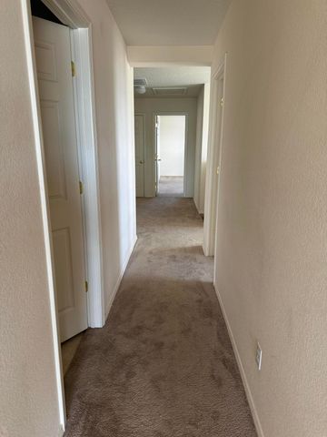 617 Teresa Court SE, Rio Rancho, NM 87124