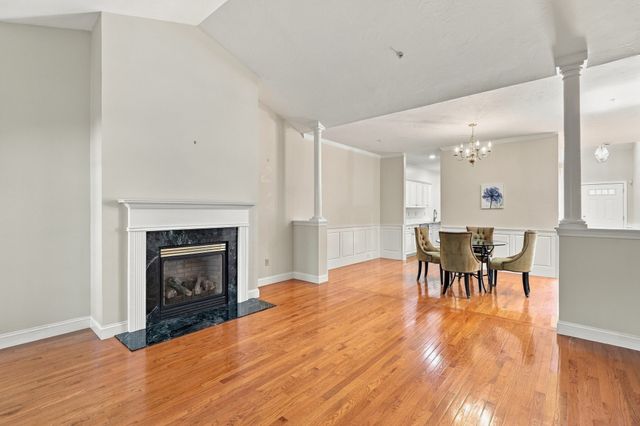 4 Blossom Tree Drive 4, Shrewsbury, MA 01545