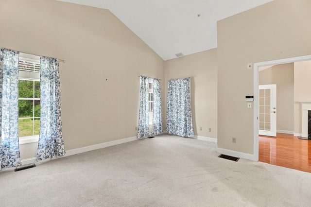4 Blossom Tree Drive 4, Shrewsbury, MA 01545