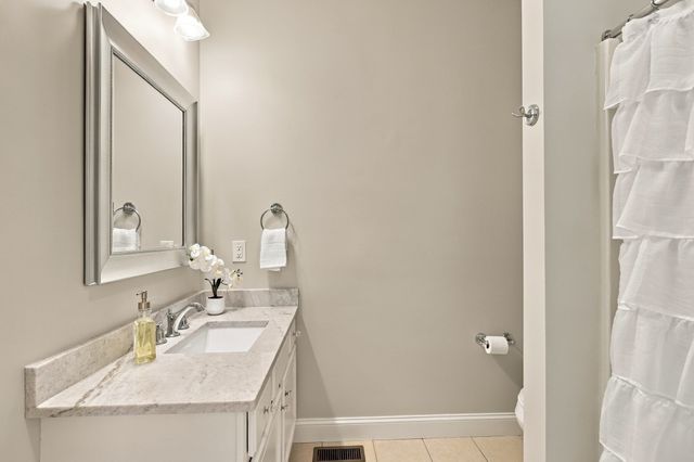 4 Blossom Tree Drive 4, Shrewsbury, MA 01545