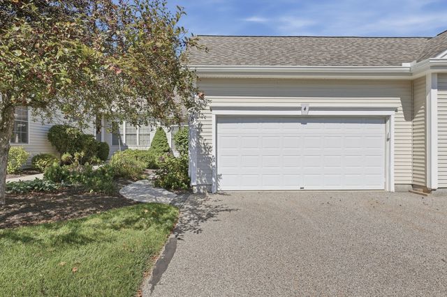 4 Blossom Tree Drive 4, Shrewsbury, MA 01545