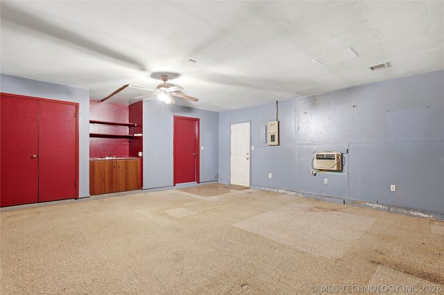 1204 SW 12th Place, Wagoner, OK 74467