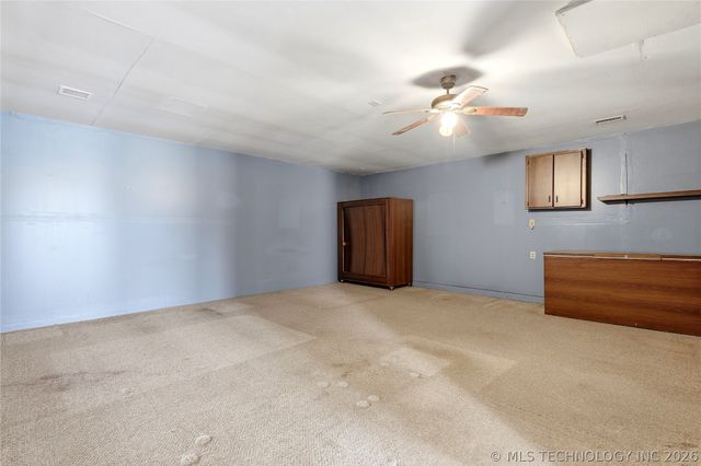 1204 SW 12th Place, Wagoner, OK 74467