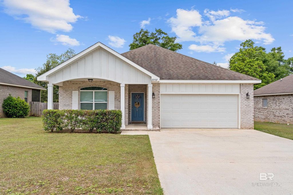 22537 W Nana Loop, Silverhill, AL 36576