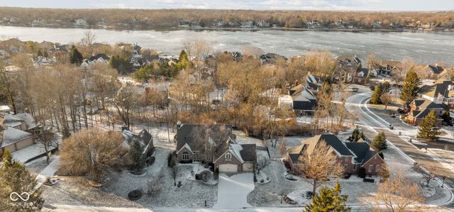 11254 Woods Bay Lane, Indianapolis, IN 46236