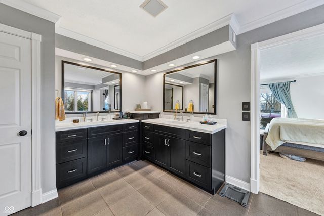 11254 Woods Bay Lane, Indianapolis, IN 46236