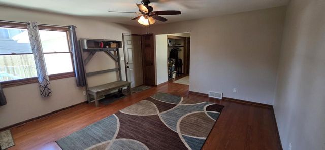 5611 Windward DRIVE, Racine, WI 53406
