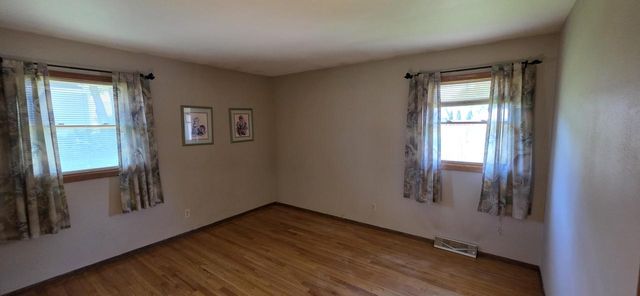5611 Windward DRIVE, Racine, WI 53406