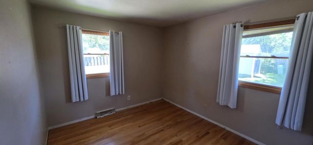 5611 Windward DRIVE, Racine, WI 53406