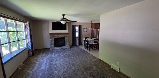 5611 Windward DRIVE, Racine, WI 53406