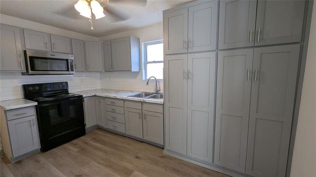 2510 Everett Avenue, Kansas City, KS 66102