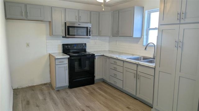 2510 Everett Avenue, Kansas City, KS 66102