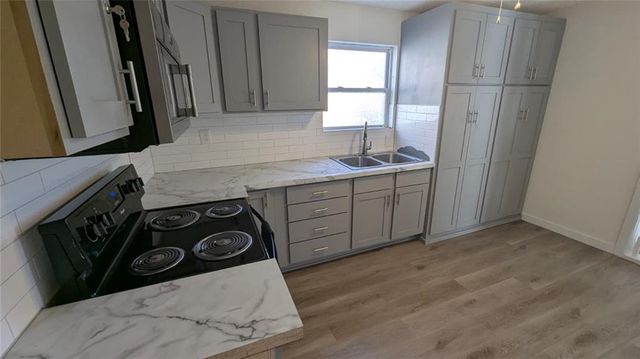 2510 Everett Avenue, Kansas City, KS 66102