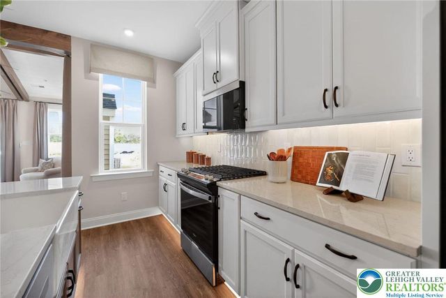 3022 North Cider Drive, Whitehall Twp, PA 18052