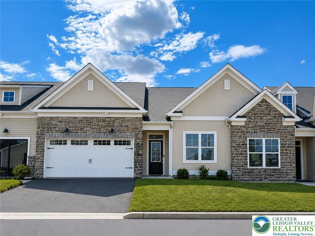3022 North Cider Drive, Whitehall Twp, PA 18052