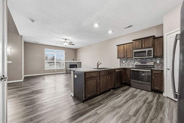 4697 Herbert Hoover Highway, Iowa City, IA 52240