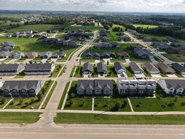 4697 Herbert Hoover Highway, Iowa City, IA 52240