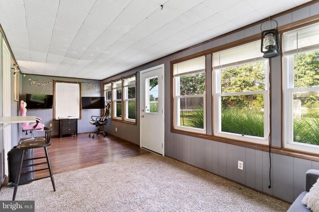 207 LINDA DR, Mechanicsburg, PA 17055