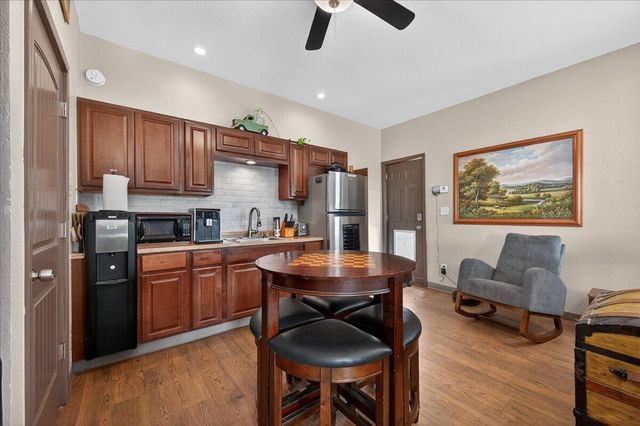 23547 Avenue 184, Porterville, CA 93257