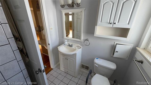 34315 Sheridan Street, Westland, MI 48185