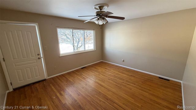 34315 Sheridan Street, Westland, MI 48185