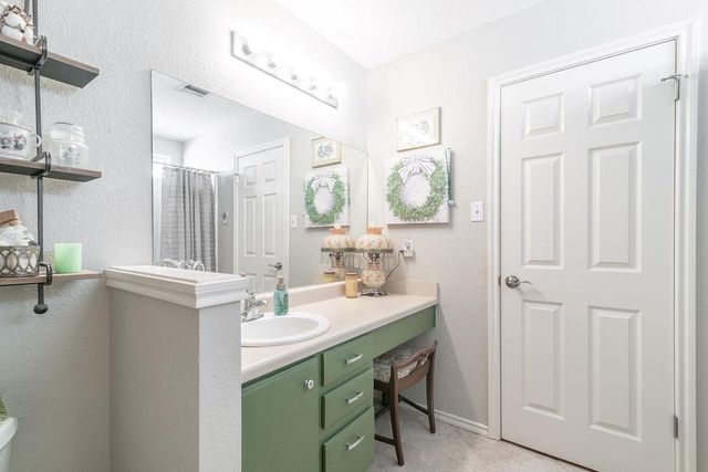 16812 Bailey Jean DR, Round Rock, TX 78681