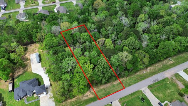 116 County Road 6606, Dayton, TX 77535