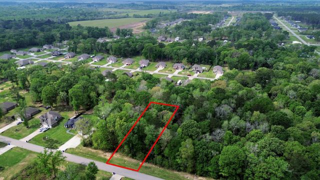 116 County Road 6606, Dayton, TX 77535