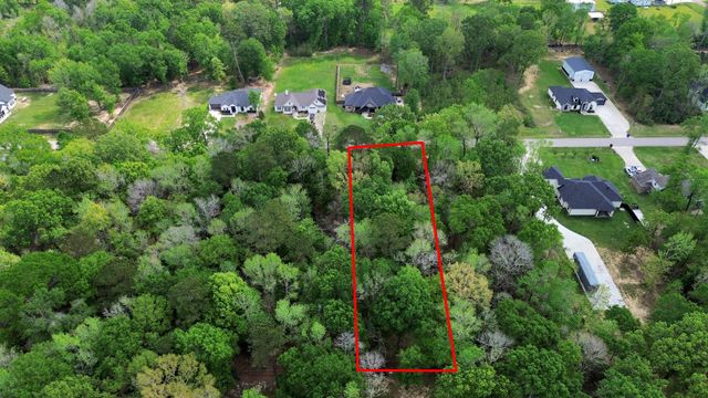 116 County Road 6606, Dayton, TX 77535