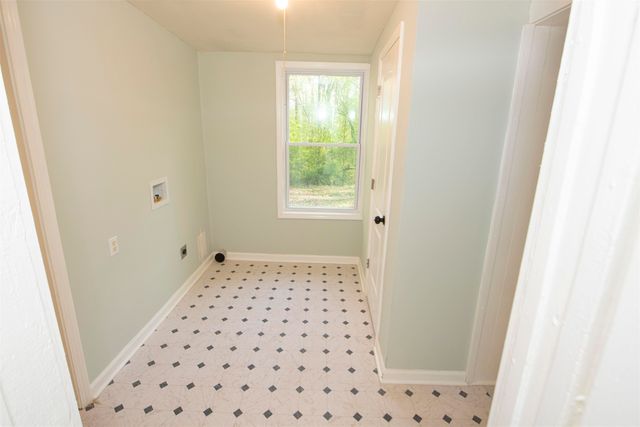 899 CRAFT RD, Memphis, TN 38116