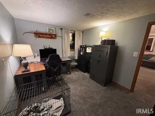 6509 Pin Oak Drive, West Lafayette, IN 47906