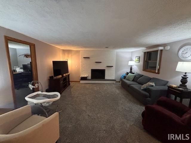 6509 Pin Oak Drive, West Lafayette, IN 47906