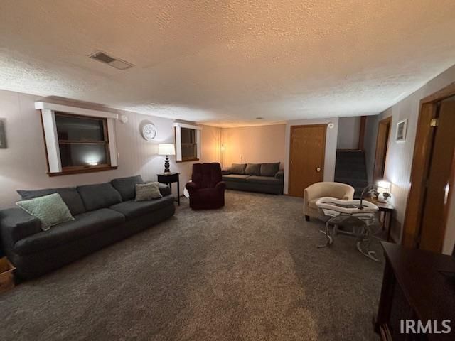 6509 Pin Oak Drive, West Lafayette, IN 47906