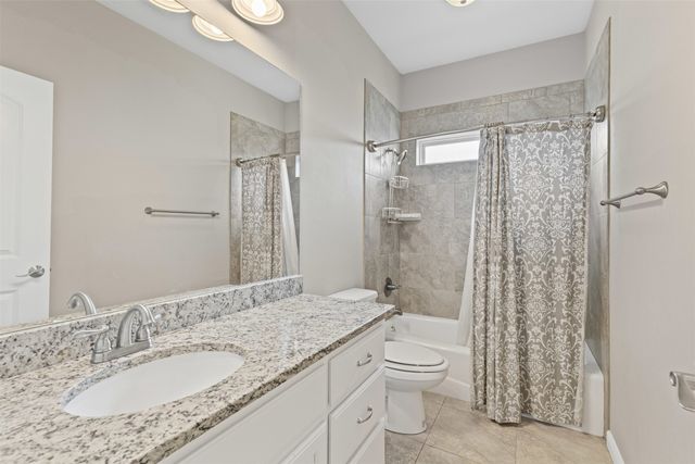 1709 Riverway Drive, Cleburne, TX 76033