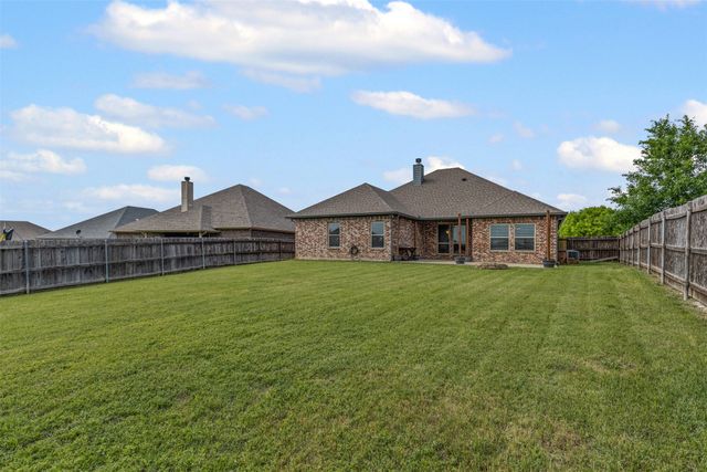 1709 Riverway Drive, Cleburne, TX 76033