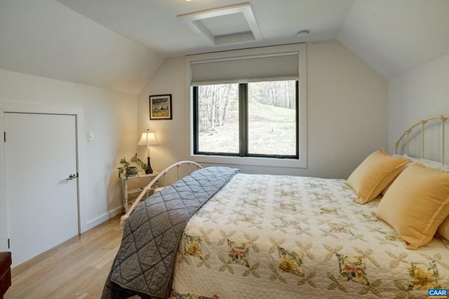620 HIGHTOP DR, North Garden, VA 22959