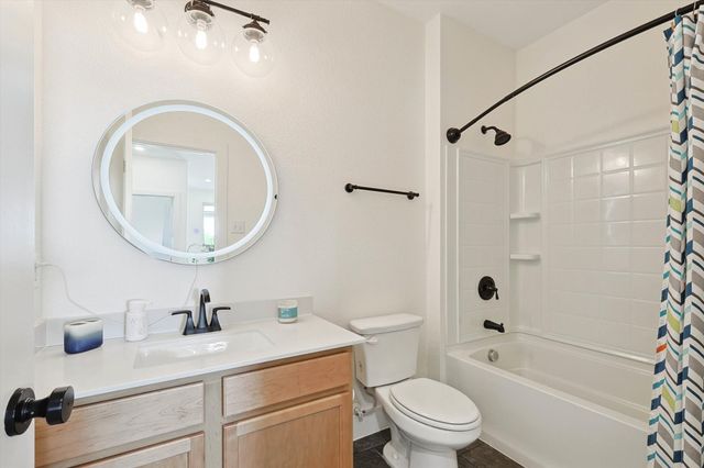 2420 Elm Place, Northlake, TX 76247