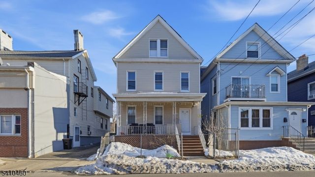 108 Orchard St, Elizabeth City, NJ 07208