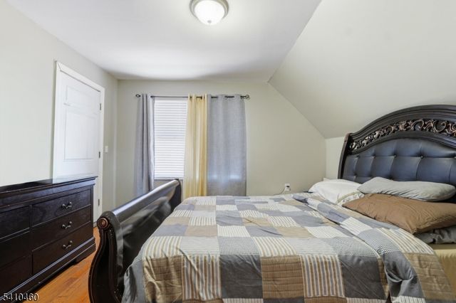 108 Orchard St, Elizabeth City, NJ 07208