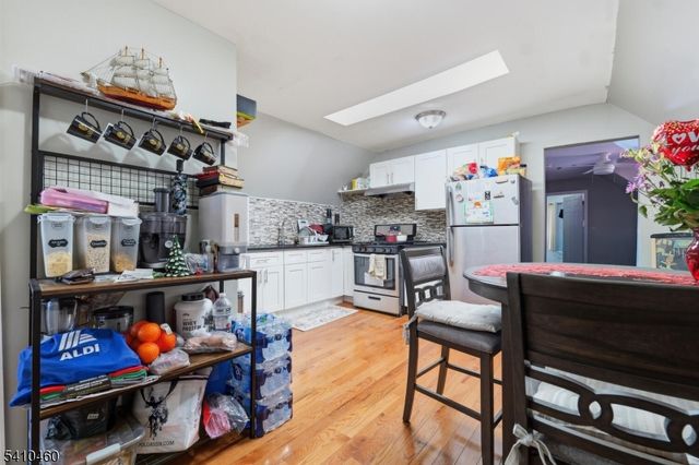 108 Orchard St, Elizabeth City, NJ 07208