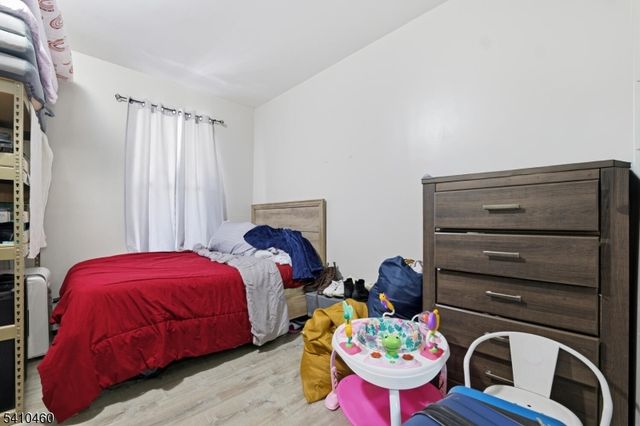 108 Orchard St, Elizabeth City, NJ 07208