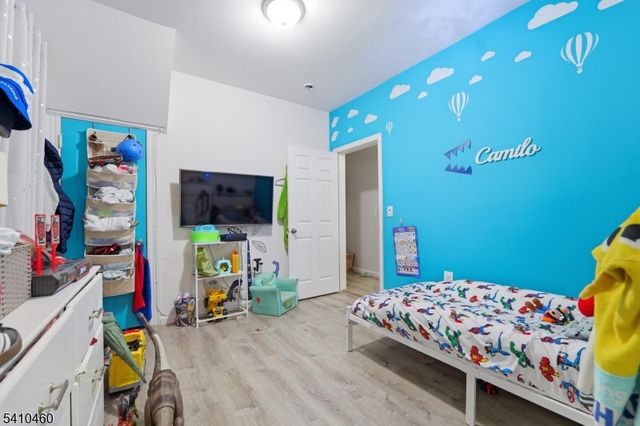 108 Orchard St, Elizabeth City, NJ 07208