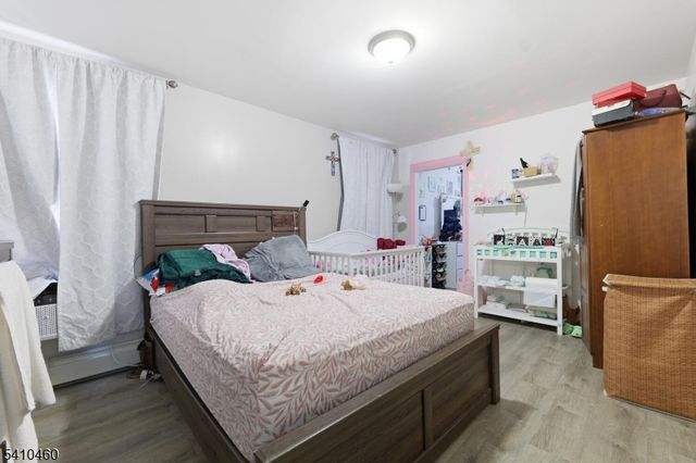 108 Orchard St, Elizabeth City, NJ 07208