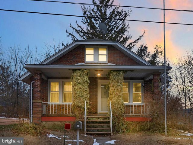 83 MEMORIAL DRIVE, Schuylkill Haven, PA 17972