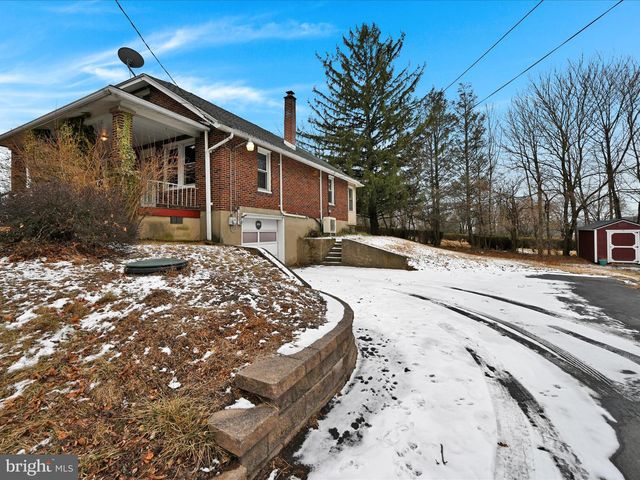 83 MEMORIAL DRIVE, Schuylkill Haven, PA 17972