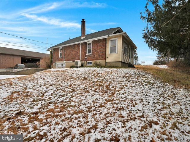 83 MEMORIAL DRIVE, Schuylkill Haven, PA 17972
