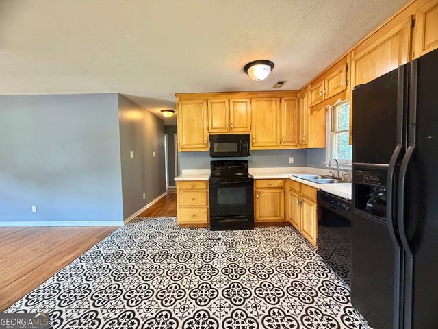 165 Ball Ground Road, Covington, GA 30014