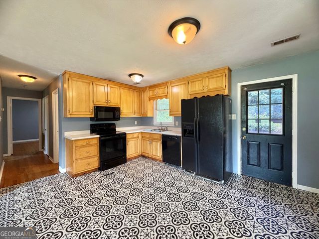 165 Ball Ground Road, Covington, GA 30014